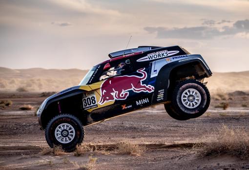 El bólido de Sainz para el Dakar: Así se construye el Mini John Cooper Works Buggy