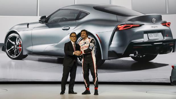 El Toyota Supra reina en el Salón de Detroit de la mano de Fernando Alonso