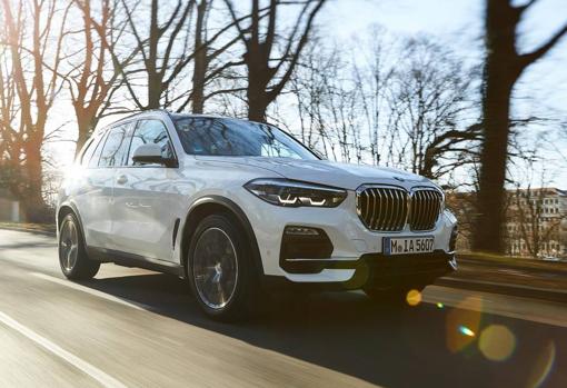 BMW avanza en la electrificación de sus nuevos modelos