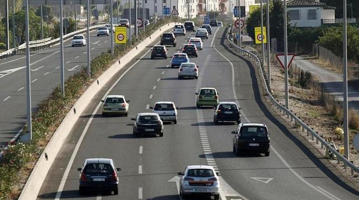 La asombrosa cantidad de combustible que ahorrarías si circularas a 90 km/h en autovía