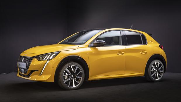 Peugeot ultima su ofensiva electrificada aprovechando el lanzamiento del nuevo 208