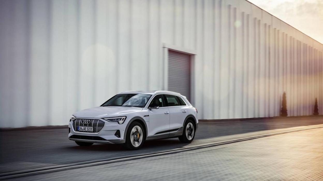 Audi lanza la versión económica del e-Tron con autonomía de más de 300 km