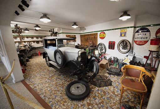 Peugeot, la transformación de un fabricante de corsés en un gigante del motor