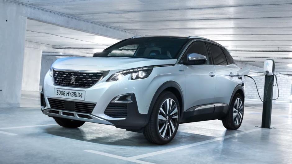 Llega la versión híbrida enchufables para el Peugeot 3008