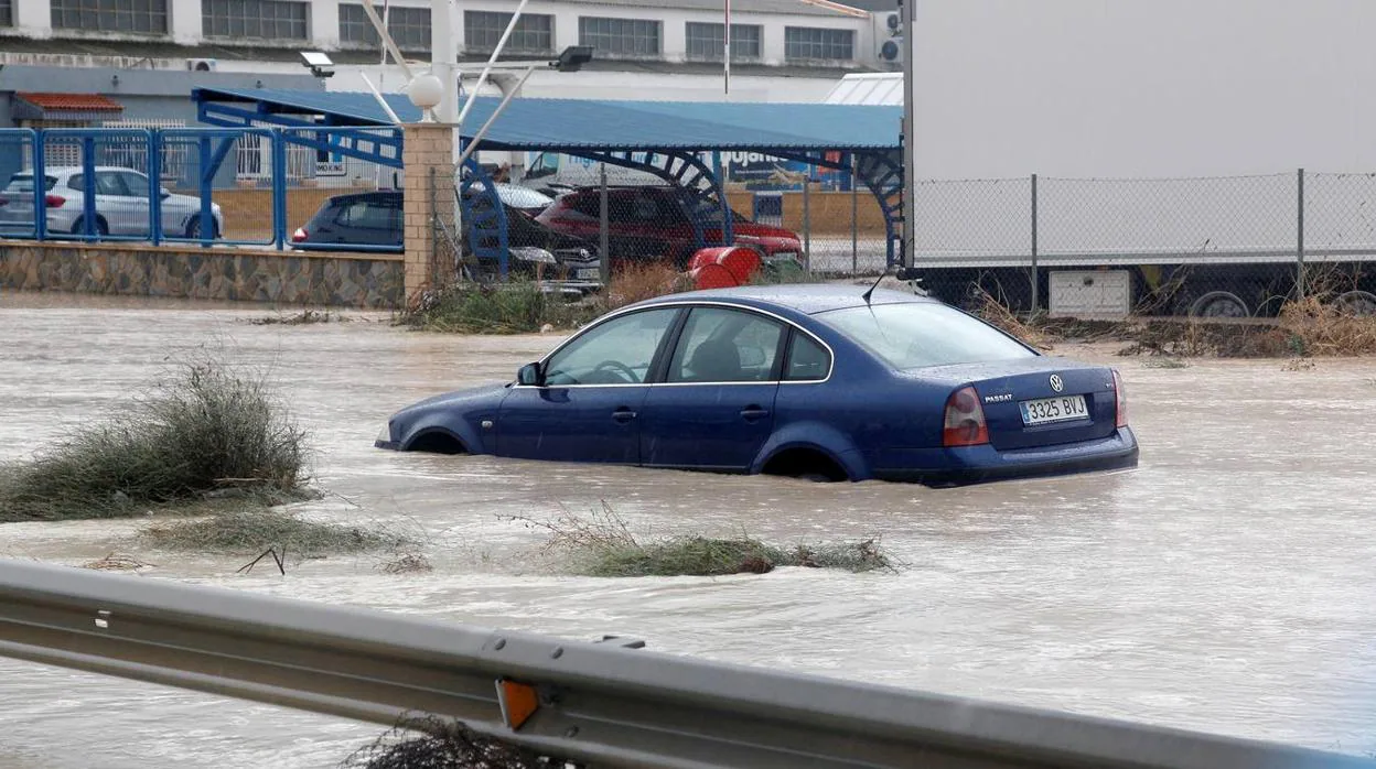 Los elementos del coche que se más se estropean en una inundación