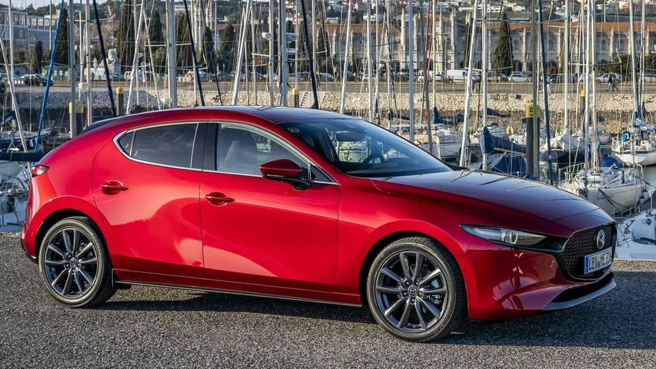 Mazda 3, ahora más «premium»