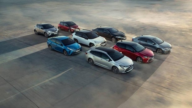 Toyota matricula la mitad de los coches con distintivo ECO en España