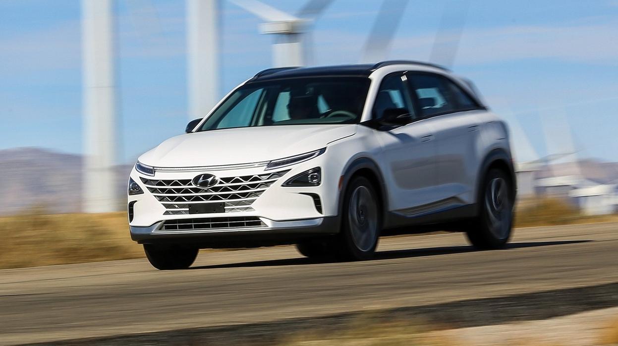 Hyundai Nexo, impulsado por pila de hidrógeno