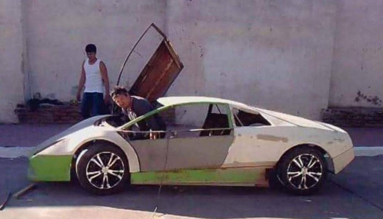 La transformación más radical de un Renault Fuego en un Lamborghini  Murciélago