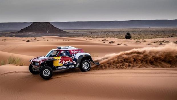 Así es el coche de calle en el que se inspira el bólido de Sainz en el Dakar