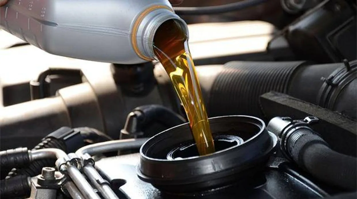 Qué significan las letras y números del aceite del coche