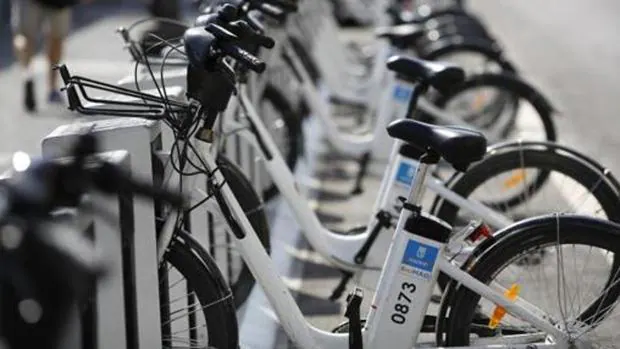 BiciMAD y empresas de motos eléctricas cancelan sus servicios de movilidad por el Coronavirus
