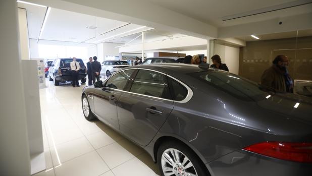 Las matriculaciones se despeñan un 69% en marzo, el segundo peor mes desde que hay registros