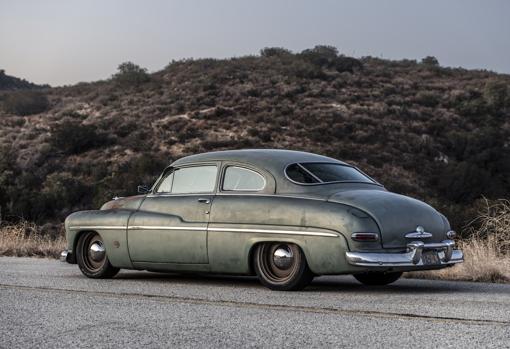 La fiebre de convertir en eléctricos modelos clásicos llega al Mercury Coupe de 1949