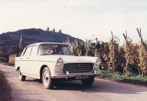 Historia de la automoción: un siglo de berlinas Peugeot