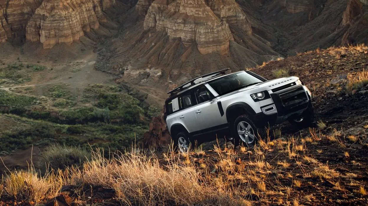 Nuevo Land Rover Defender: Incomparable e imparable