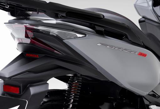 Honda lanza su exitosa Forza 300 y una exclusiva versión denominada «Limited Edition»