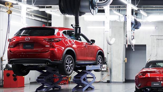 Mazda desinfecta de forma gratuita los coches de los profesionales sanitarios
