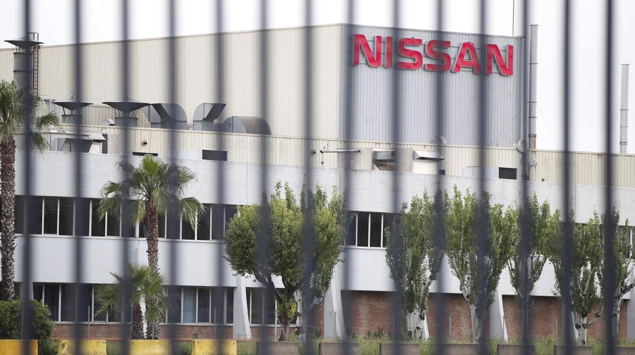 Factoría de Nissan en Barcelona, que podría cerrar, según la prensa japonesa, para derivar su producción a Francia y Sudáfrica