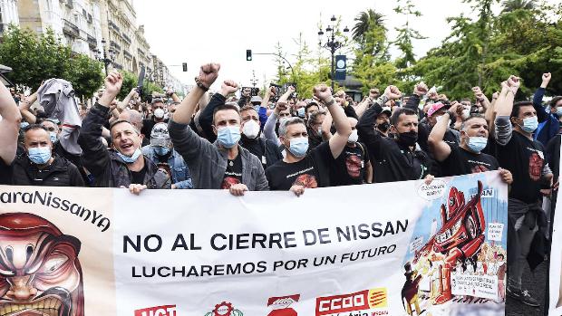 Nissan rechaza retirar el ERE de Barcelona pero se abre a ampliar plazos