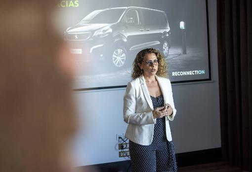 Helene Bouteleau, directora general de Peugeot para España y Portugal