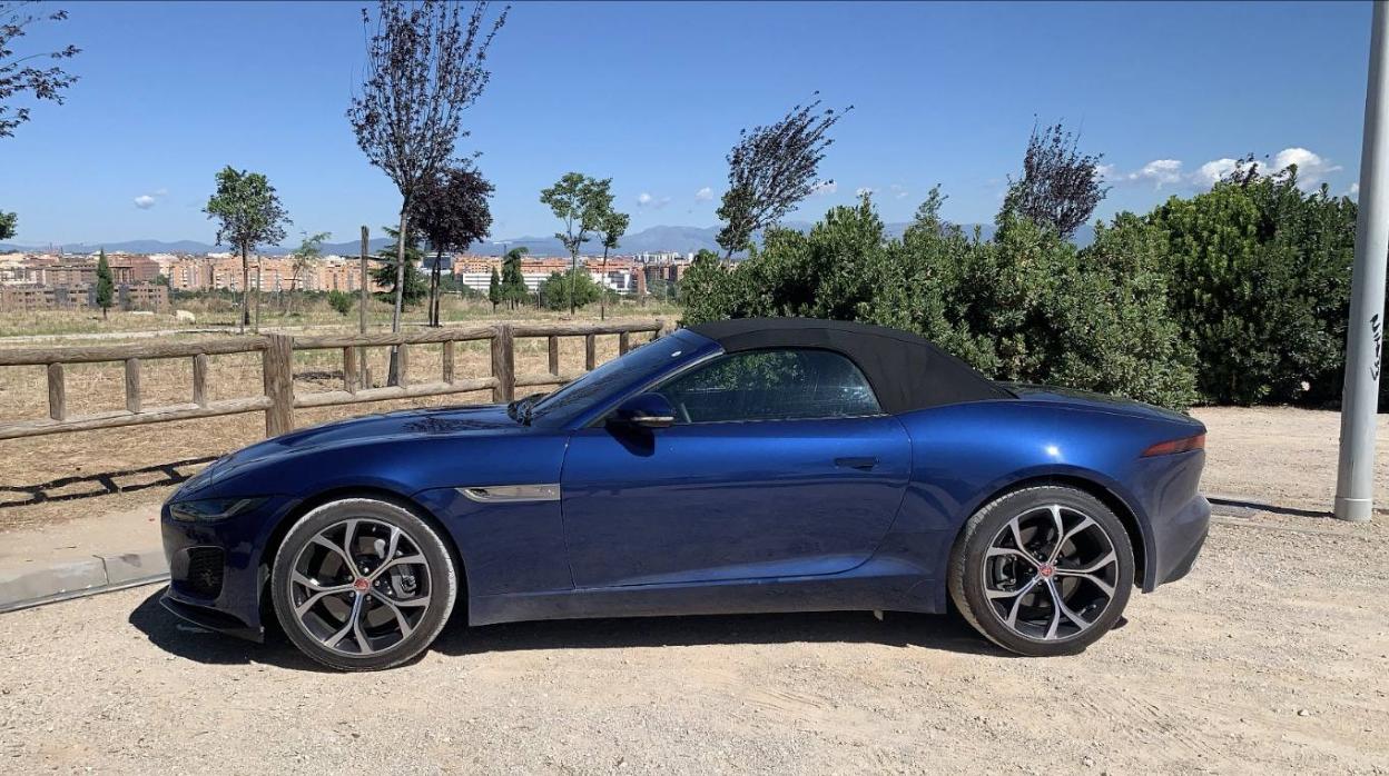 F-Type convertible: al volante de un inconfundible Jaguar