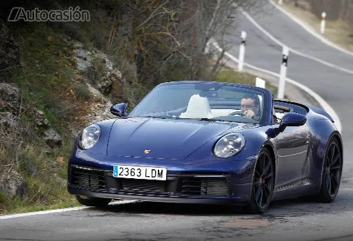 Porsche 911 Carrera 4S Cabrio: especie en extinción