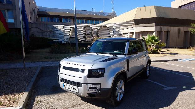 Land Rover Defender 110: vuelve la bestia