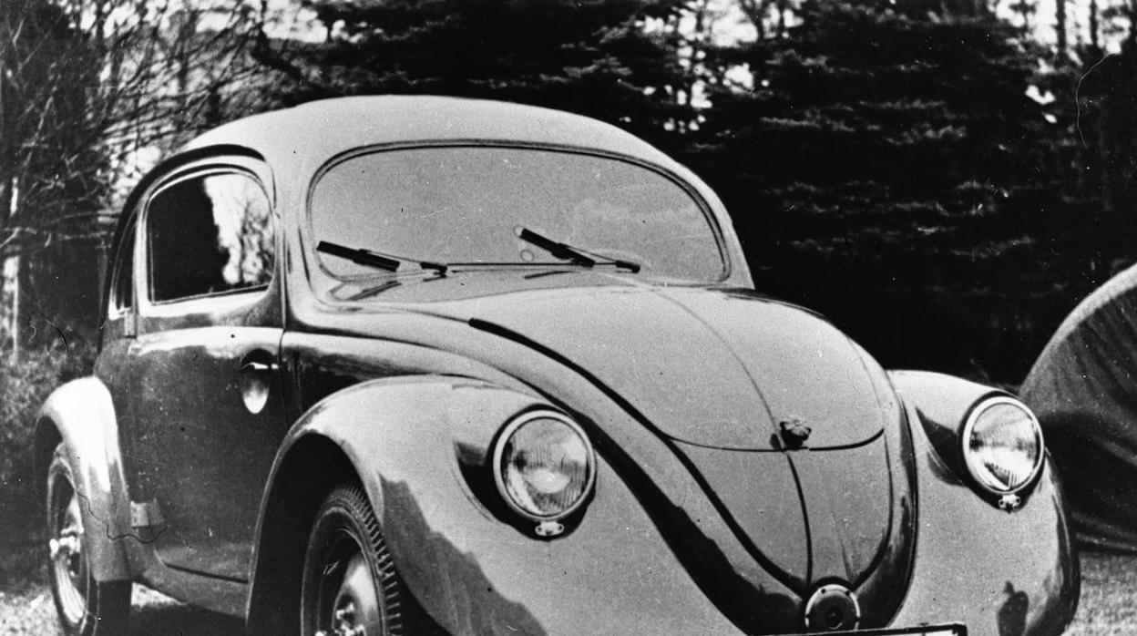 Prototipo W30 de 1937, diseñado por Porsche y que dará lugar al Volkswagen Escarabajo