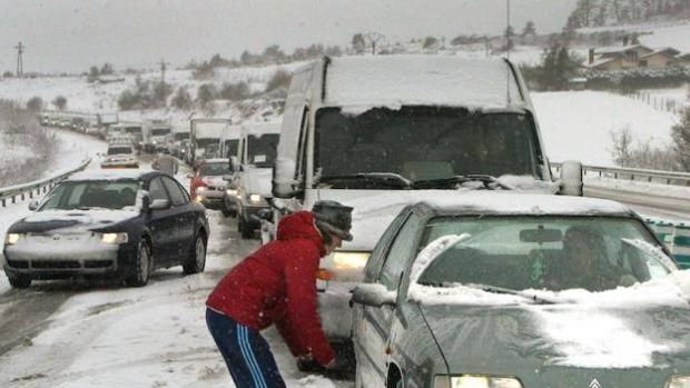 La ropa que no te deberías poner para conducir en invierno