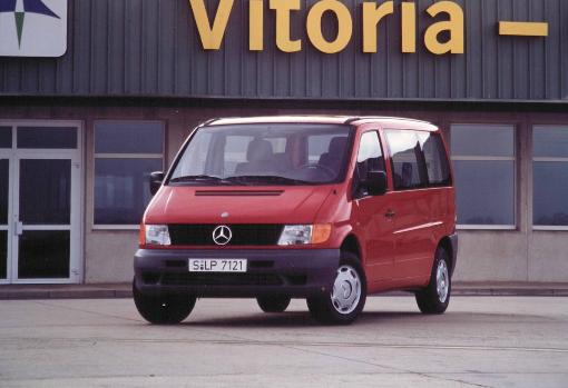 Se cumplen 25 años del Vito, el Mercedes que modernizó la planta de Vitoria