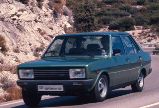 Del Seat 127 al Audi 200: así eran los coches de la transición española