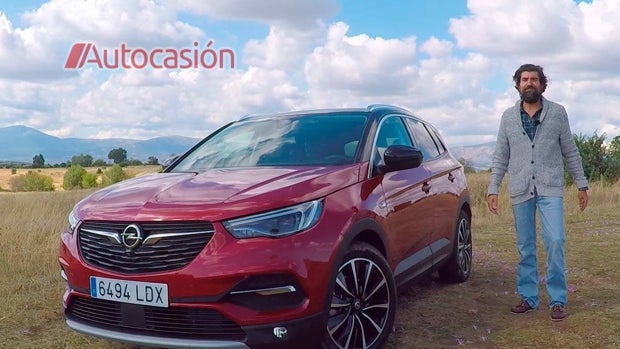 Opel Grandland X Hybrid4: ¿compensa frente al diésel?