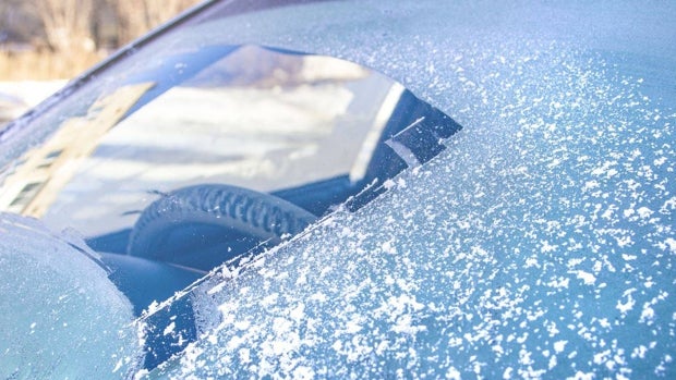 Cómo evitar gastos y averías en el coche por culpa del frío, la nieve o el hielo