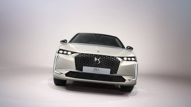 Todo sobre el nuevo DS 4: diseño único, electrificado y con tecnología avanzada