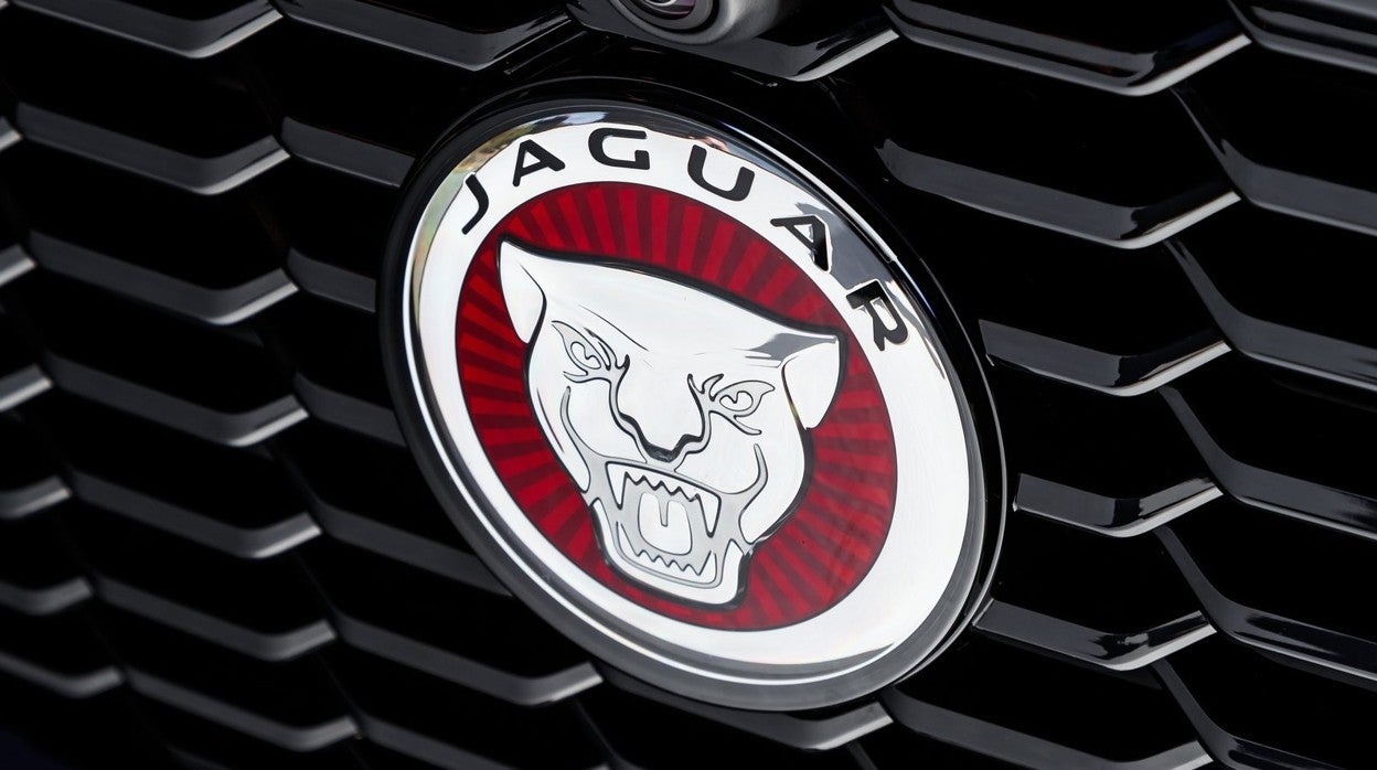 Jaguar solo fabricará eléctricos a partir de 2025