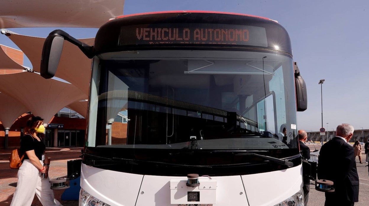 El primer autobús sin conductor iniciará su actividad este sábado en Málaga