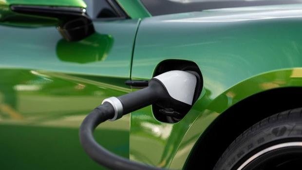 Las ventas de coches eléctricos puros caen más de un 47% en febrero