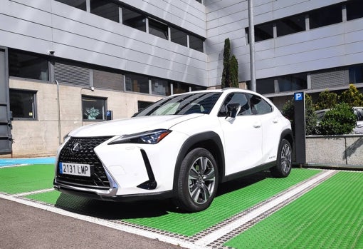 Lexus UX300e, un eléctrico muy refinado