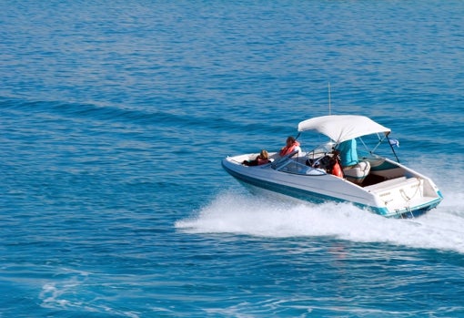 Qué tipo de barco puedes alquilar para pasar las vacaciones