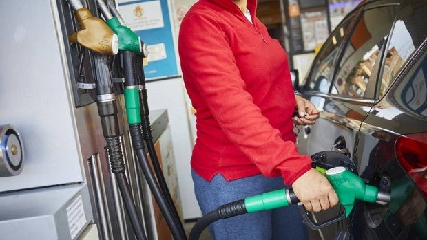 El precio de los carburantes se dispara antes de las vacaciones
