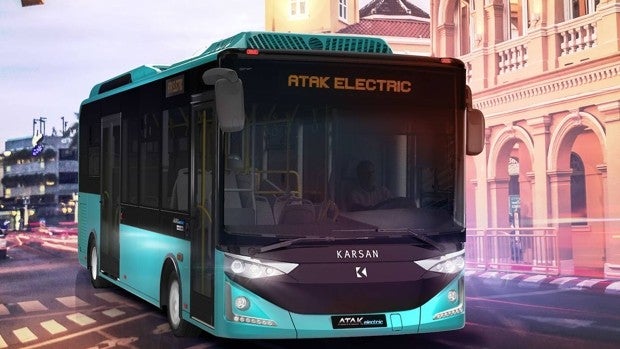 El primer autobús eléctrico llega a Madrid desde Barcelona tras 14 horas de viaje