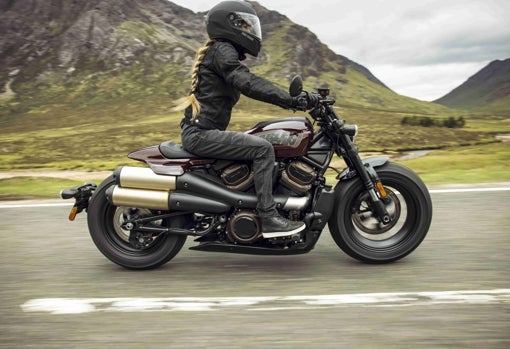 Harley-Davidson Sportster S: excitante experiencia de pilotaje