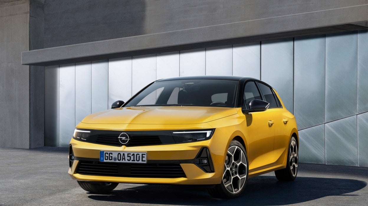 Opel presenta la sexta generación del Astra, ahora electrificado