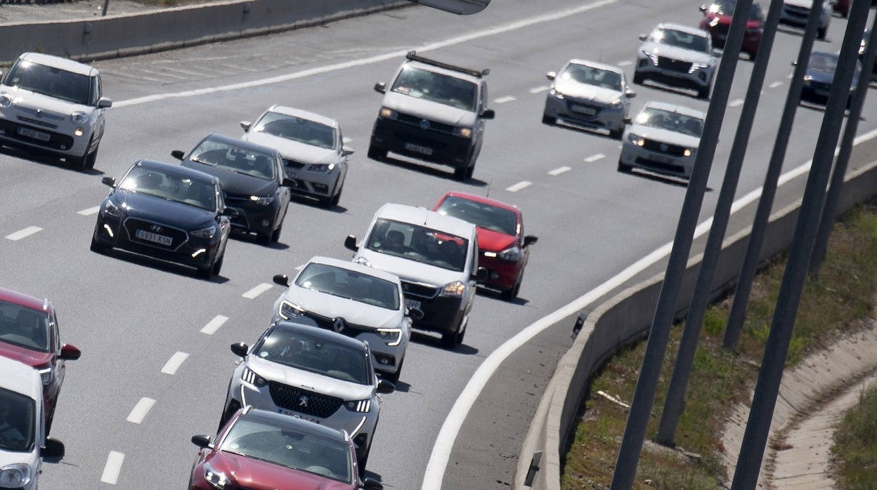 Las peores horas para viajar y las zonas más congestionadas este puente