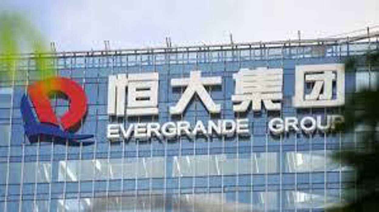 La falta de liquidez amenaza al gigante chino de coches eléctricos Evergrande