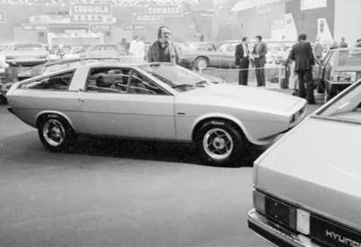 Vista del stand de Giugiaro del salón de Turín, de 1974