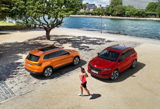 Más llamativo y confortable: Skoda actualiza el Karoq