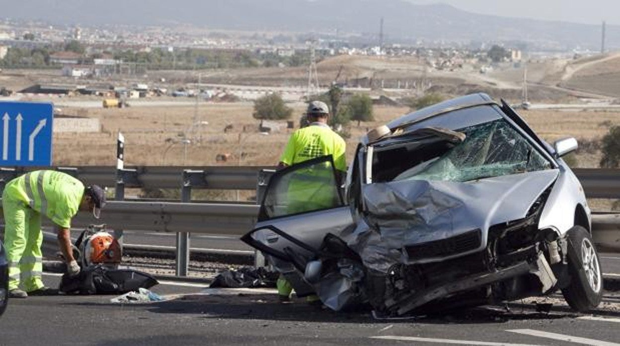 ¿Puede la compañía aseguradora negarse a reparar mi coche?