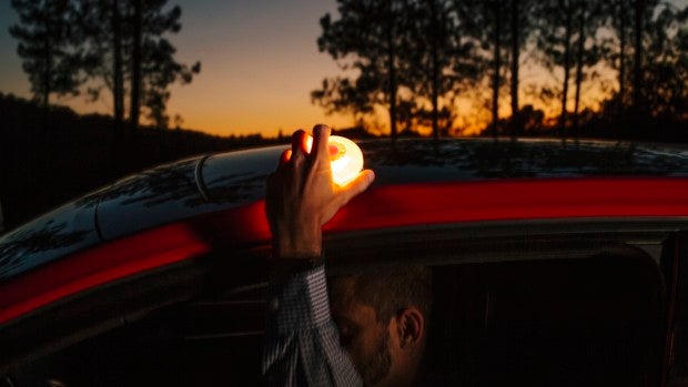 Por qué ya no es necesario salir del coche si tengo un incidente en carretera